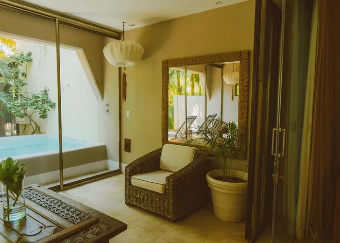 Palmera Family Retreat * Balcheil